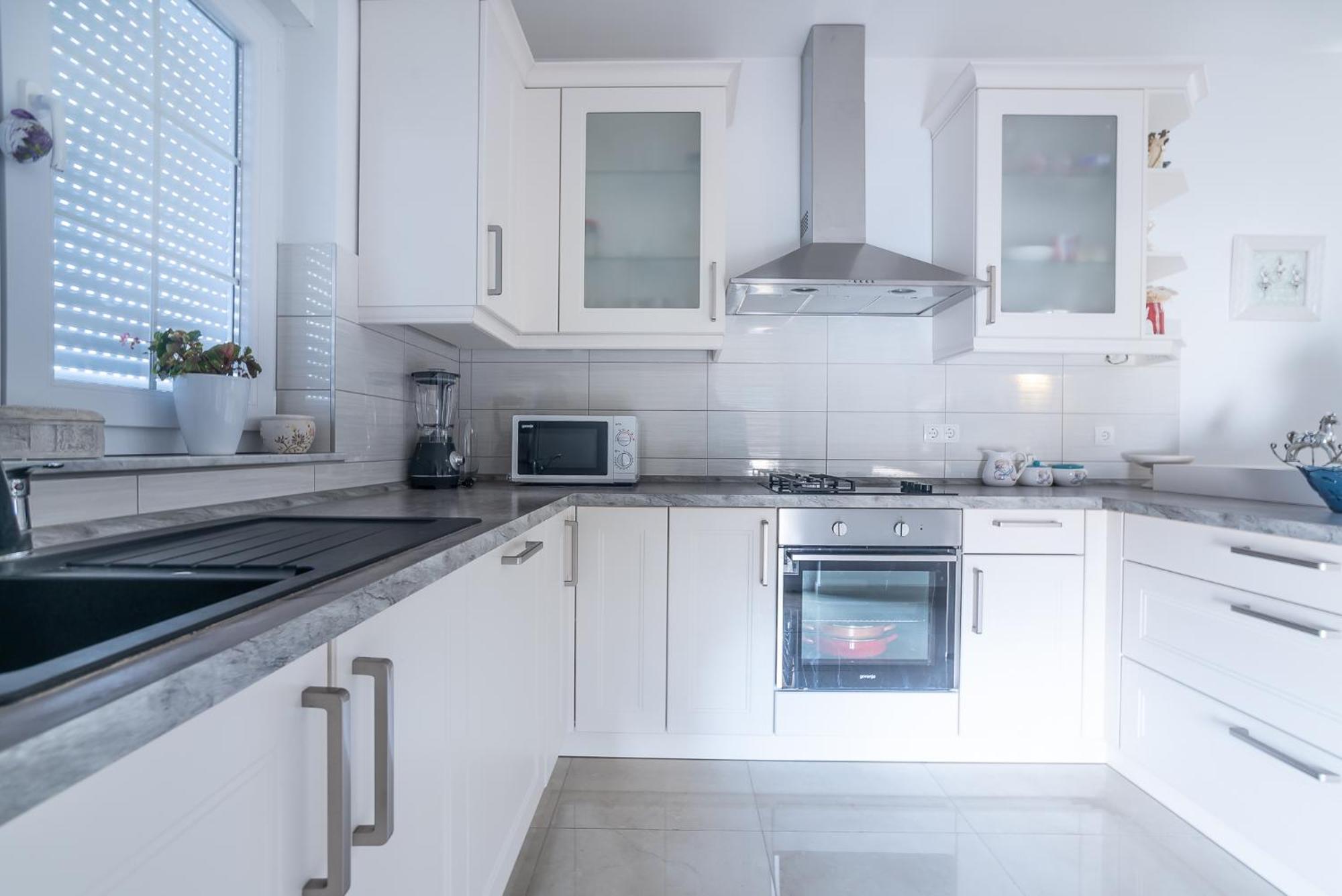 ורסי Apartments Sandrina מראה חיצוני תמונה